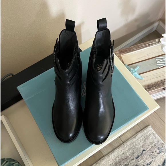 Give it a Whirl Bootie, SEYCHELLES - Picture 5 of 8